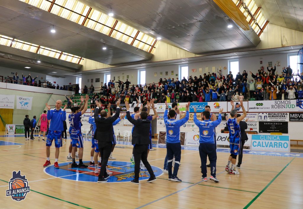 La Bombonera vivó una gran mañana de baloncesto. Foto: CB Almansa / Rafael Navalón